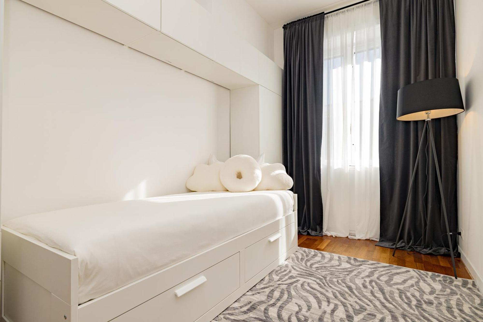 8 Luxury - Centro - Porta Venezia Apartamento